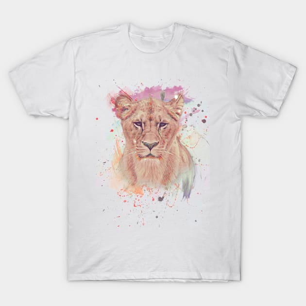 African Lioness Digital Painting T-Shirt by nissiu